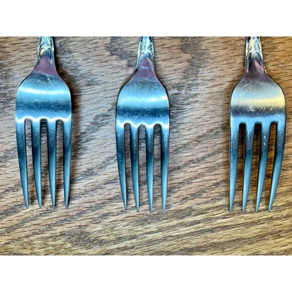 Set of 3 Oneida Chatelaine Dinner  Forks  community stainless flatware 7 1/4" - Picture 7 of 10